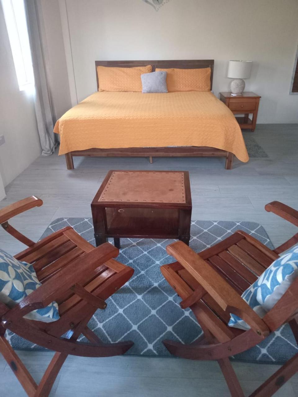 Tranquility Suites- Feels Like Home Choiseul Exterior photo